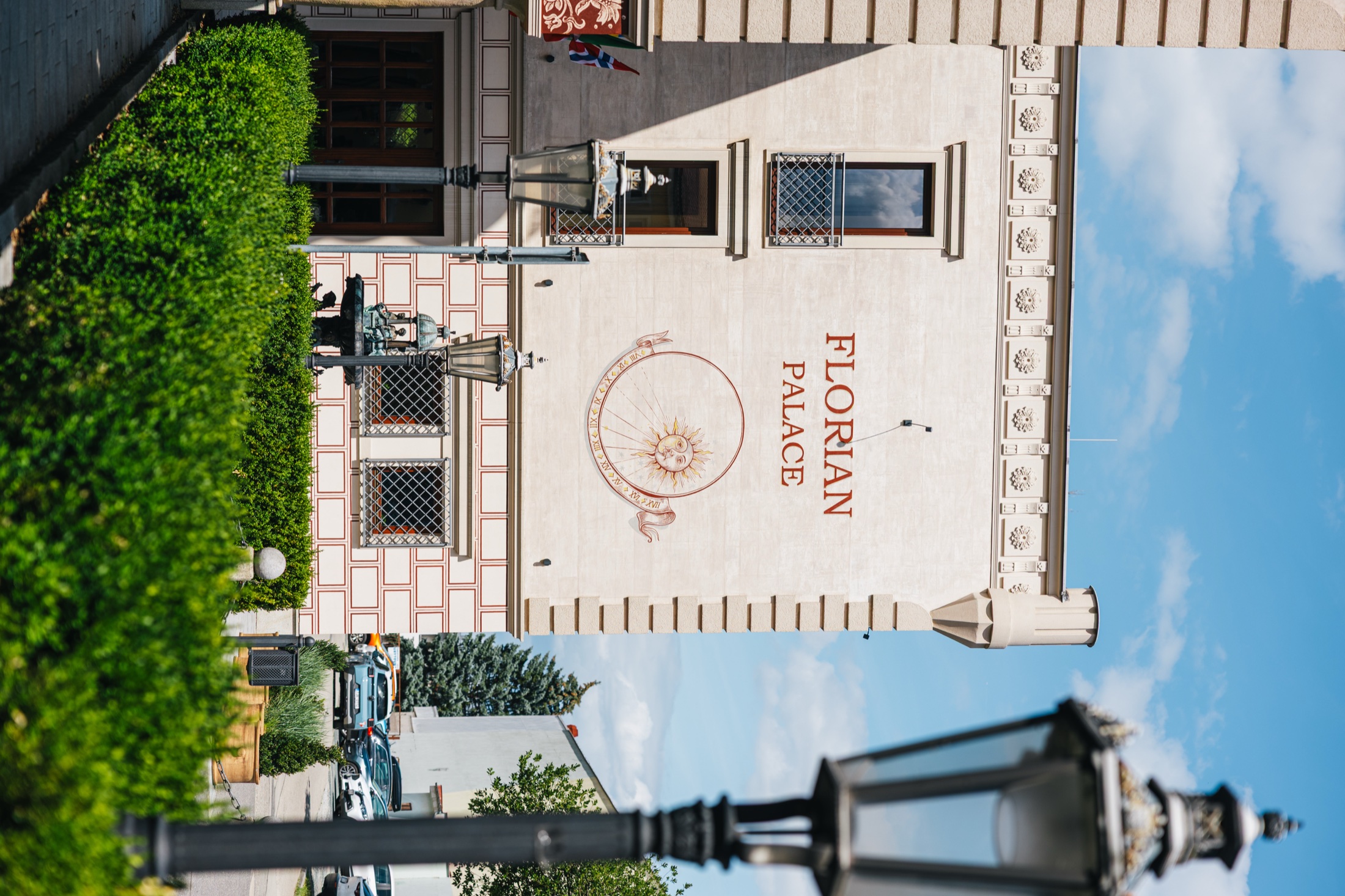Hotel uprostřed města.